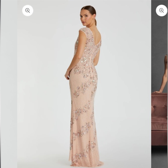 Mac Duggal Nude Silver Bateau Neck Cap Sleeve Floral Beaded Trumpet Gown Size 8 - Picture 7 of 17